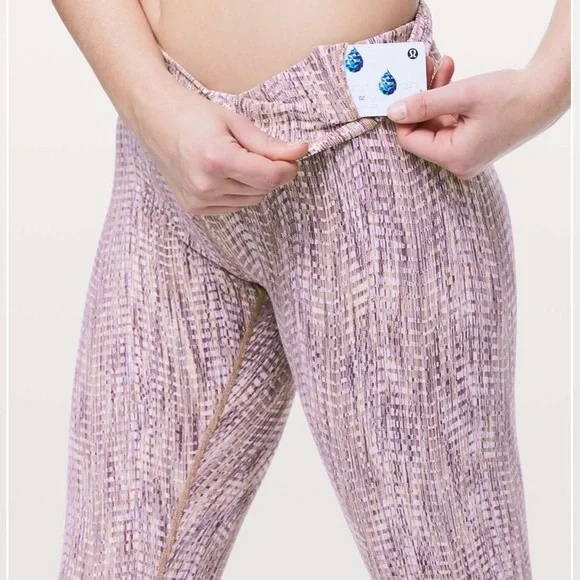 Lululemon Wunder Under High-Rise 7/8 Tight *Full-On Luon 25" Size 8 Pink Cream - Picture 11 of 12